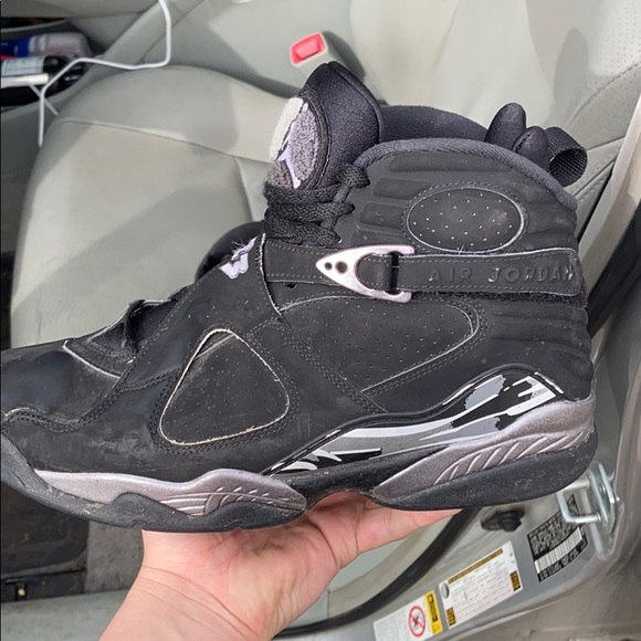 Jordan Retro 8 Chrome’s - Picture 5 of 5